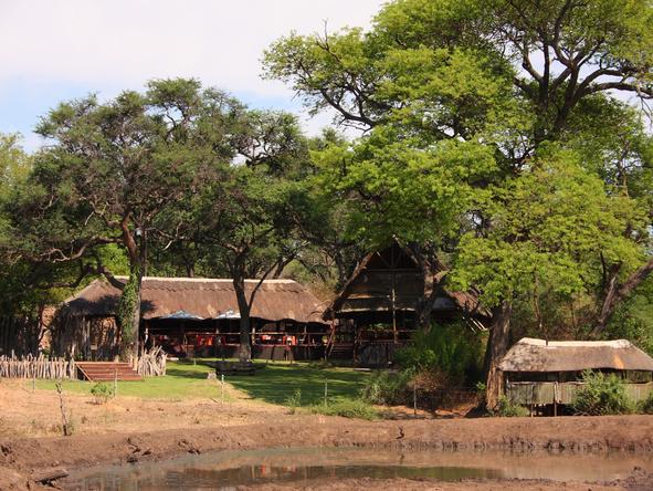 Elephant Valley Lodge - Exterior 